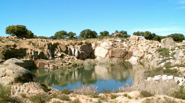 Pedreira Chacins 